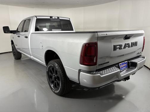 2026 RAM 3500 Big Horn Crew Cab 4x4 8' Box