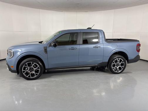 Azure Gray Metallic Tri-Coat 2025 Ford Maverick Lariat