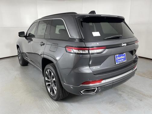 2025 Jeep Grand Cherokee Overland