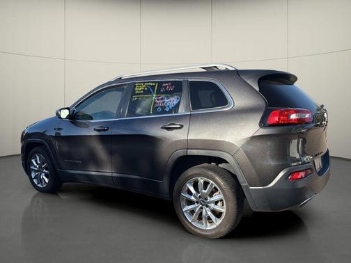 Granite Crystal Metallic Clearcoat 2014 Jeep Cherokee Limited