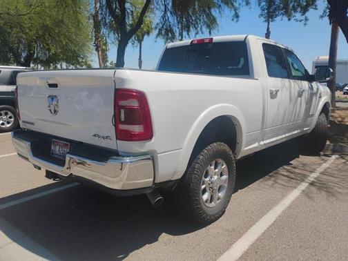 2021 RAM 2500 Laramie Crew Cab 4x4 6'4' Box