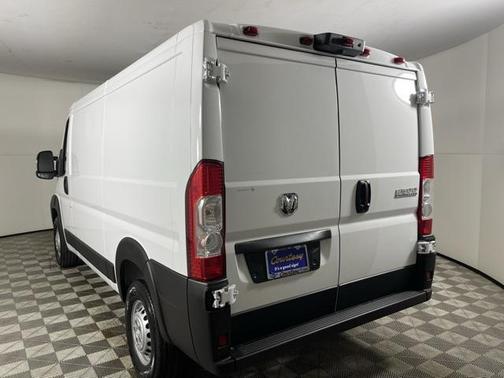 2025 RAM ProMaster 2500 Tradesman