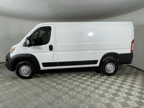 2025 RAM ProMaster 2500 Tradesman