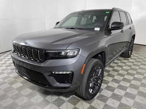 2025 Jeep Grand Cherokee Summit