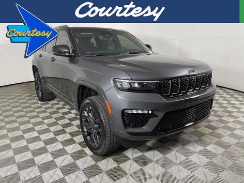 2025 Jeep Grand Cherokee Summit