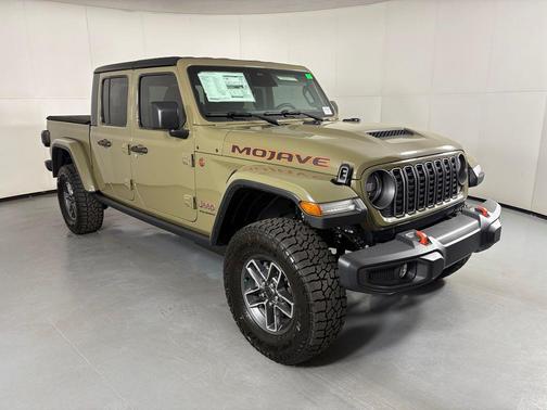 41 2026 Jeep Gladiator Mojave 4x4