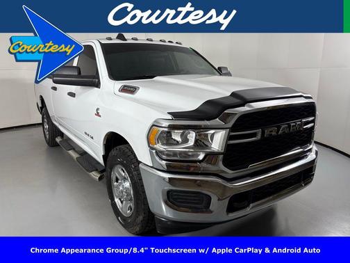 2020 RAM 3500 Tradesman Crew Cab 4x2 6'4' Box
