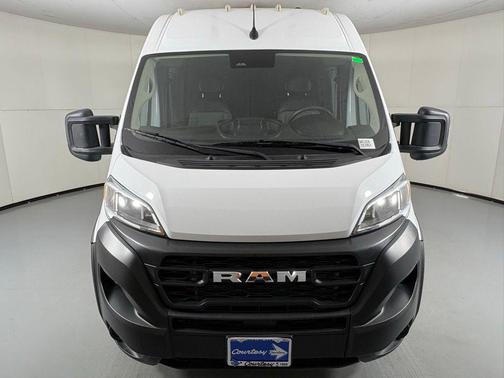 Bright White Clearcoat 2023 RAM ProMaster 2500 High Roof