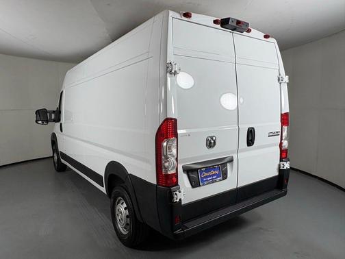 Bright White Clearcoat 2023 RAM ProMaster 2500 High Roof