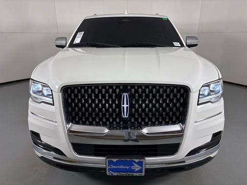 2022 Lincoln Navigator Black Label