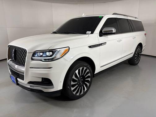 2022 Lincoln Navigator Black Label