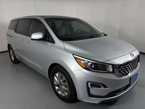 2019 Kia Sedona LX