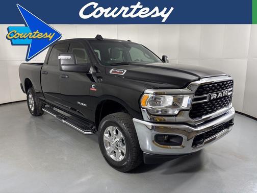 2024 RAM 2500 Big Horn Crew Cab 4x4 6'4' Box