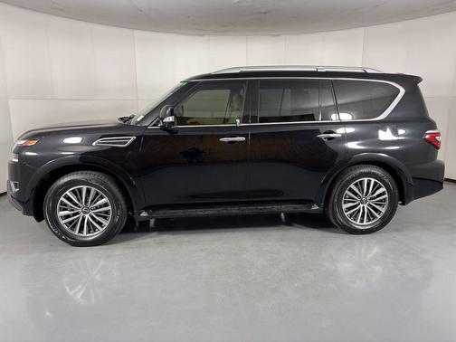 2024 Nissan Armada SL 4WD