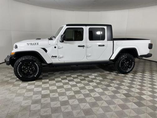 2025 Jeep Gladiator Willys