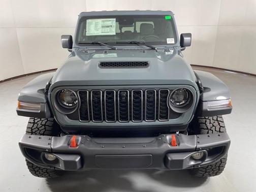 2025 Jeep Gladiator Mojave X