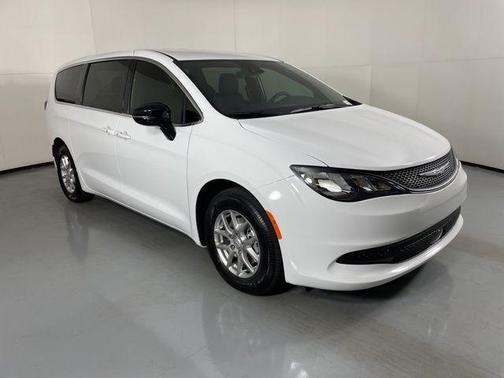 2026 Chrysler Voyager LX