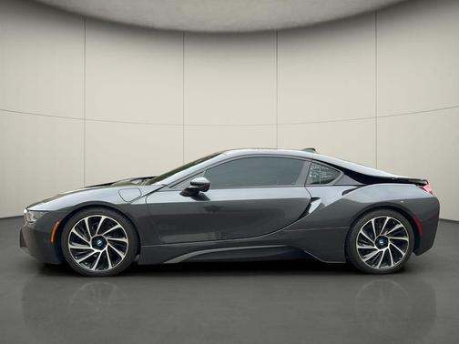 Gray Metallic 2015 BMW i8 Base