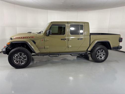 2025 Jeep Gladiator Mojave X