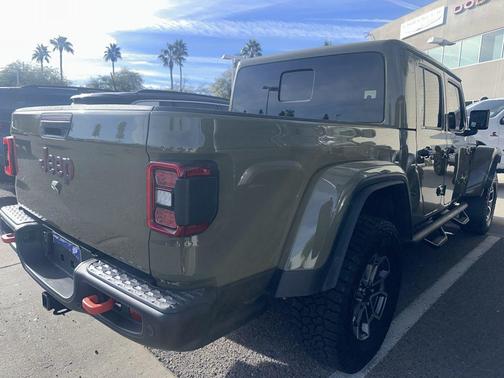 2025 Jeep Gladiator Mojave X