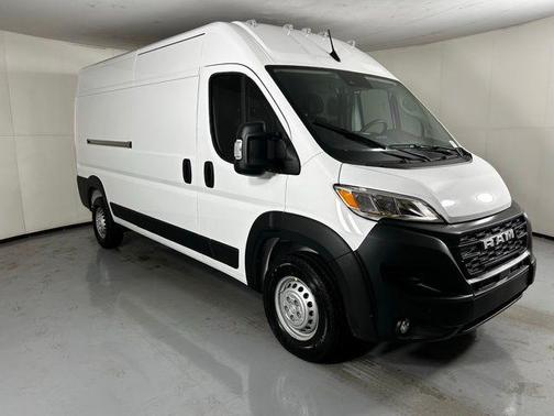 2026 RAM ProMaster 2500 Tradesman