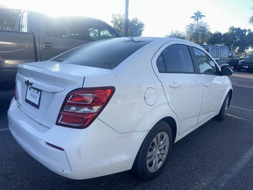 2017 Chevrolet Sonic LS