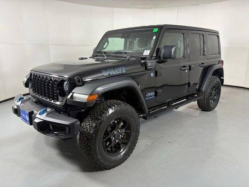 Black Clearcoat 2024 Jeep Wrangler 4xe Willys