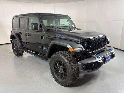 Black Clearcoat 2024 Jeep Wrangler 4xe Willys