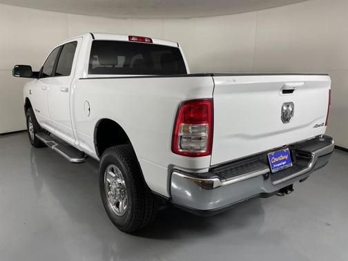 2022 RAM 2500 Big Horn Crew Cab 4x4 6'4' Box