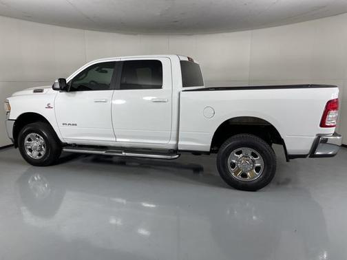 2022 RAM 2500 Big Horn Crew Cab 4x4 6'4' Box