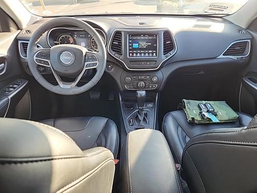 2022 Jeep Cherokee Latitude Lux