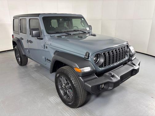 Anvil Clearcoat 2025 Jeep Wrangler Sport S