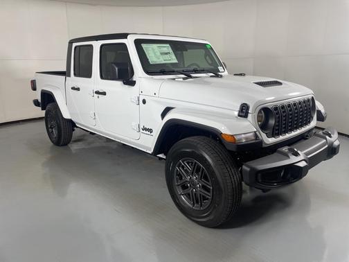 2025 Jeep Gladiator Sport S