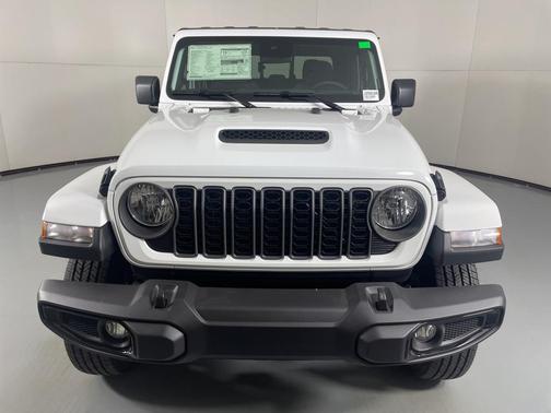 2025 Jeep Gladiator Sport S