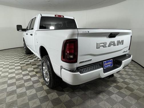 2025 RAM 2500 Big Horn Crew Cab 4x4 6'4' Box