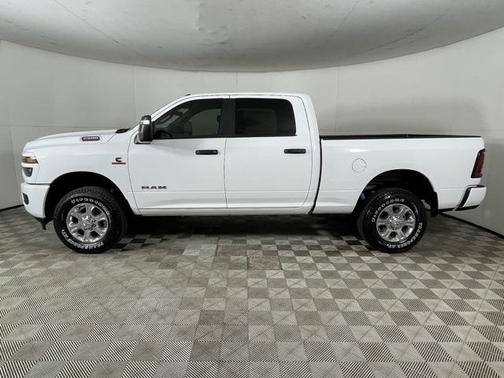 2025 RAM 2500 Big Horn Crew Cab 4x4 6'4' Box