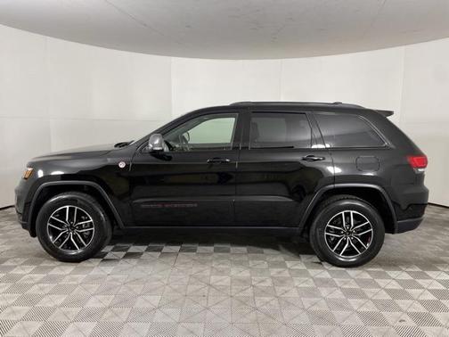 2020 Jeep Grand Cherokee Trailhawk