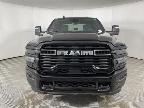 2025 RAM 2500 Big Horn Crew Cab 4x4 6'4' Box