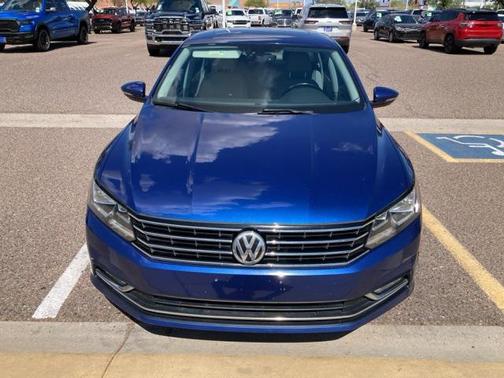 2016 Volkswagen Passat 1.8T SE w/Technology