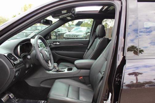 Sangria Metallic Clearcoat 2019 Jeep Grand Cherokee High Altitude
