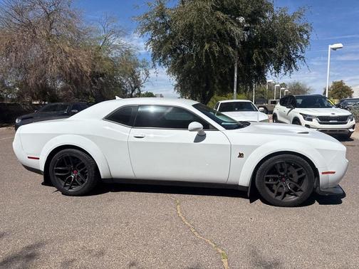 2022 Dodge Challenger R/T Scat Pack Widebody