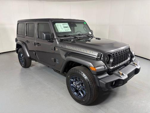 Granite Crystal Metallic Clearcoat 2026 Jeep Wrangler 85th Anniversary
