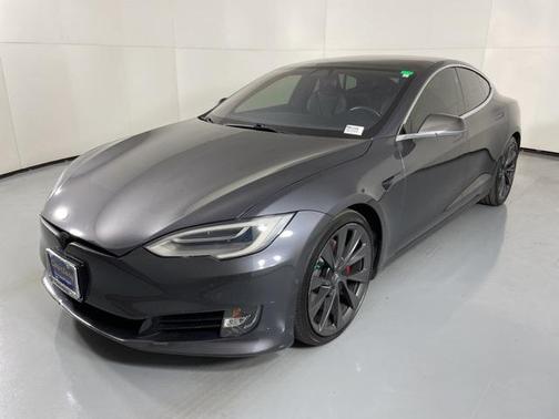 2019 Tesla Model S Performance