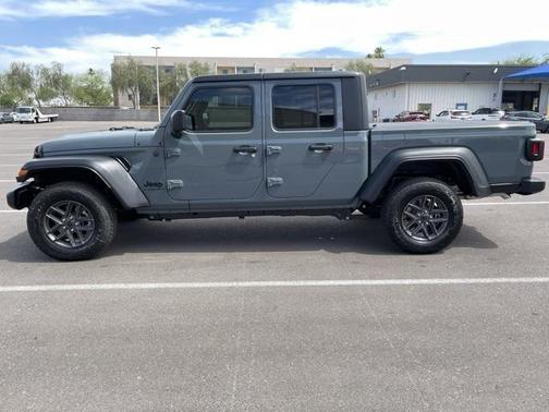 2025 Jeep Gladiator Sport S