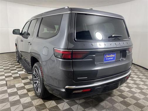 2022 Jeep Wagoneer Series III 4x4