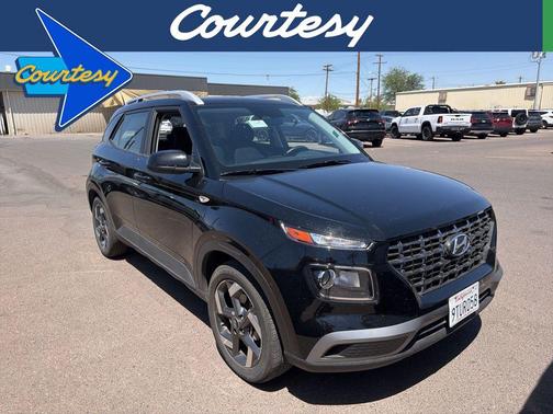 Onyx Black 2025 Hyundai VENUE SEL