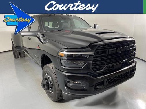 2025 RAM 3500 Laramie Crew Cab 4x4 8' Box