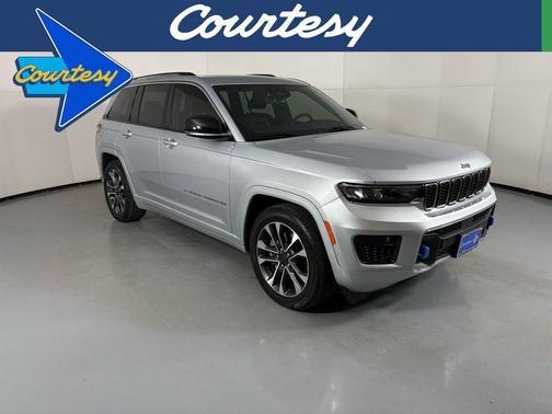 2022 Jeep Grand Cherokee 4xe Overland