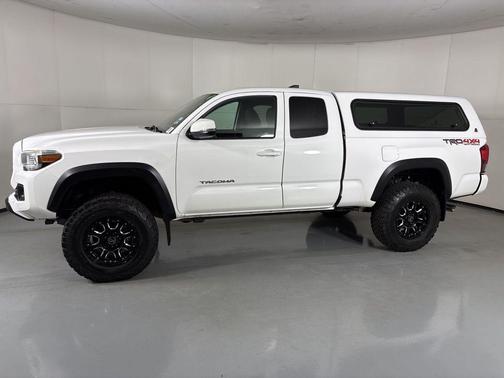 2018 Toyota Tacoma TRD Off-Road