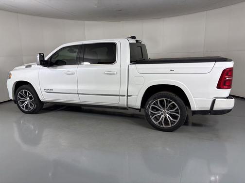 2025 RAM 1500 ST